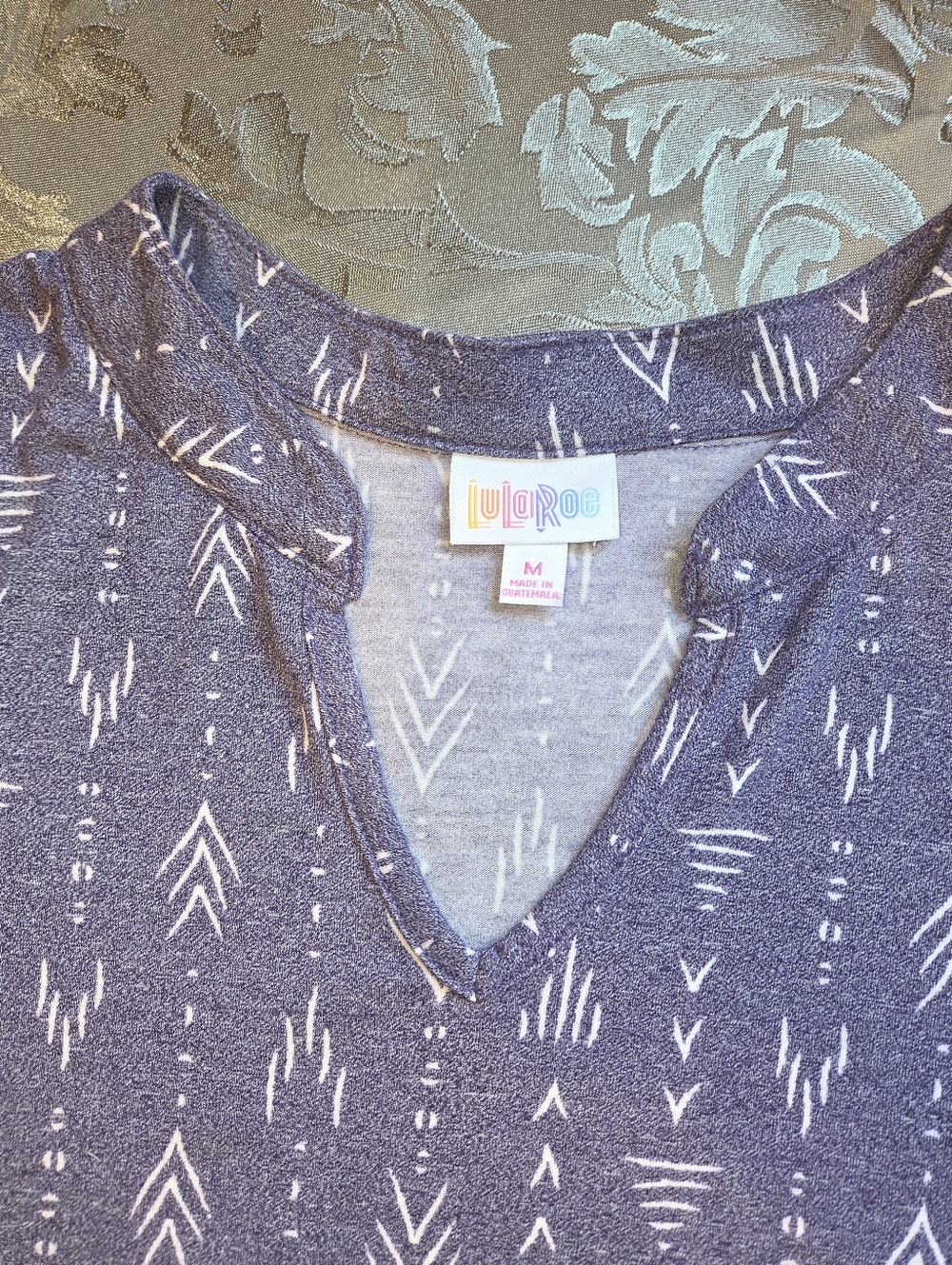 LulaRoe Aztec V-Notch Tee - Picture 3 of 6